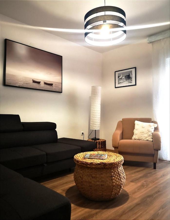 Apartments By The Sea Selce, Crikvenica - 16375 Extérieur photo