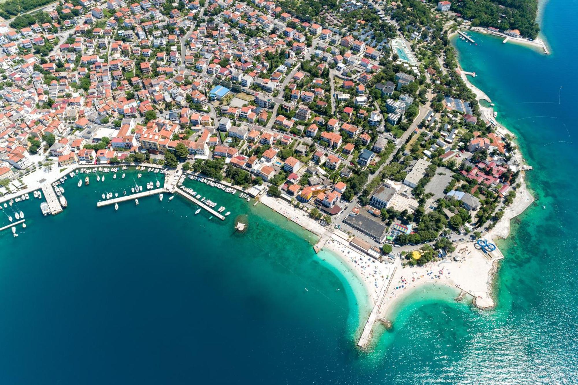 Apartments By The Sea Selce, Crikvenica - 16375 Extérieur photo