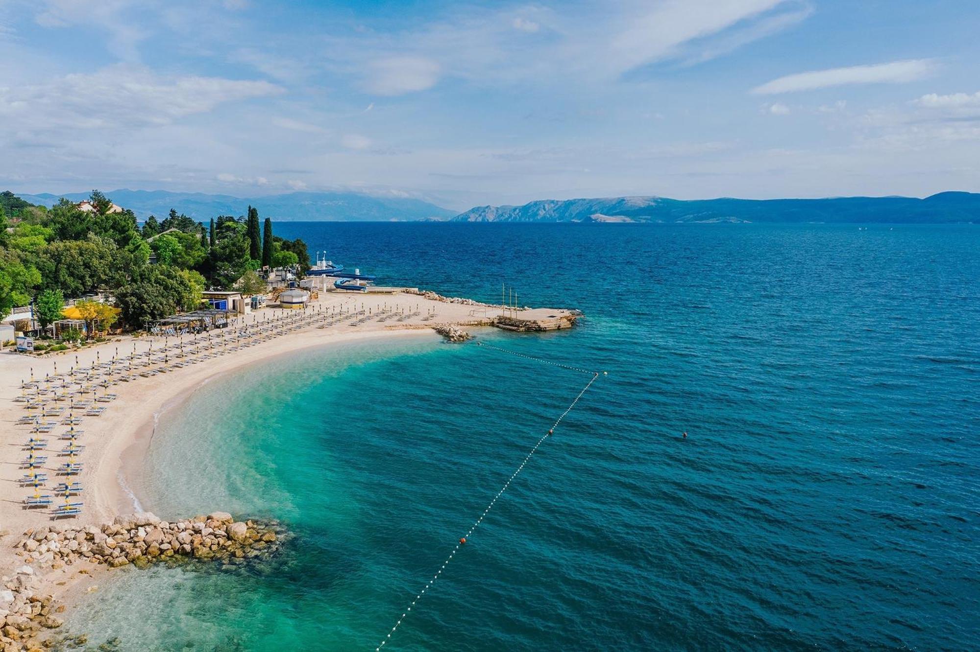 Apartments By The Sea Selce, Crikvenica - 16375 Extérieur photo